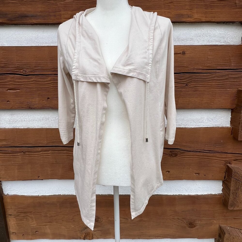 CHICO’S Zenergry Open Front Hoodie. Cardigan, Jacket. Tan, Sz: 0, US 4, Small S